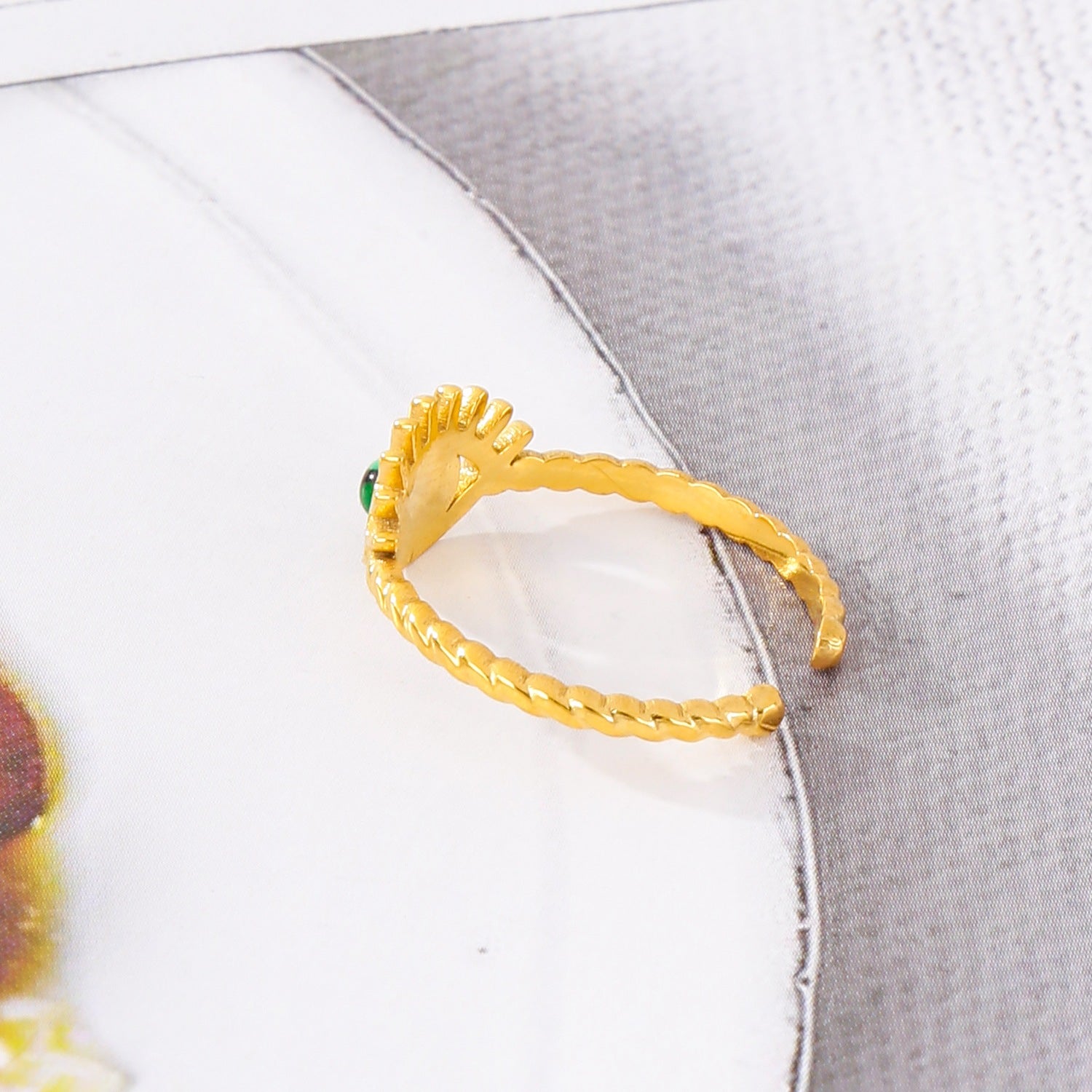 18k-gold-wisdom-eye-gemstone-inlaid-ring-shopngo-silo-image8.jpg