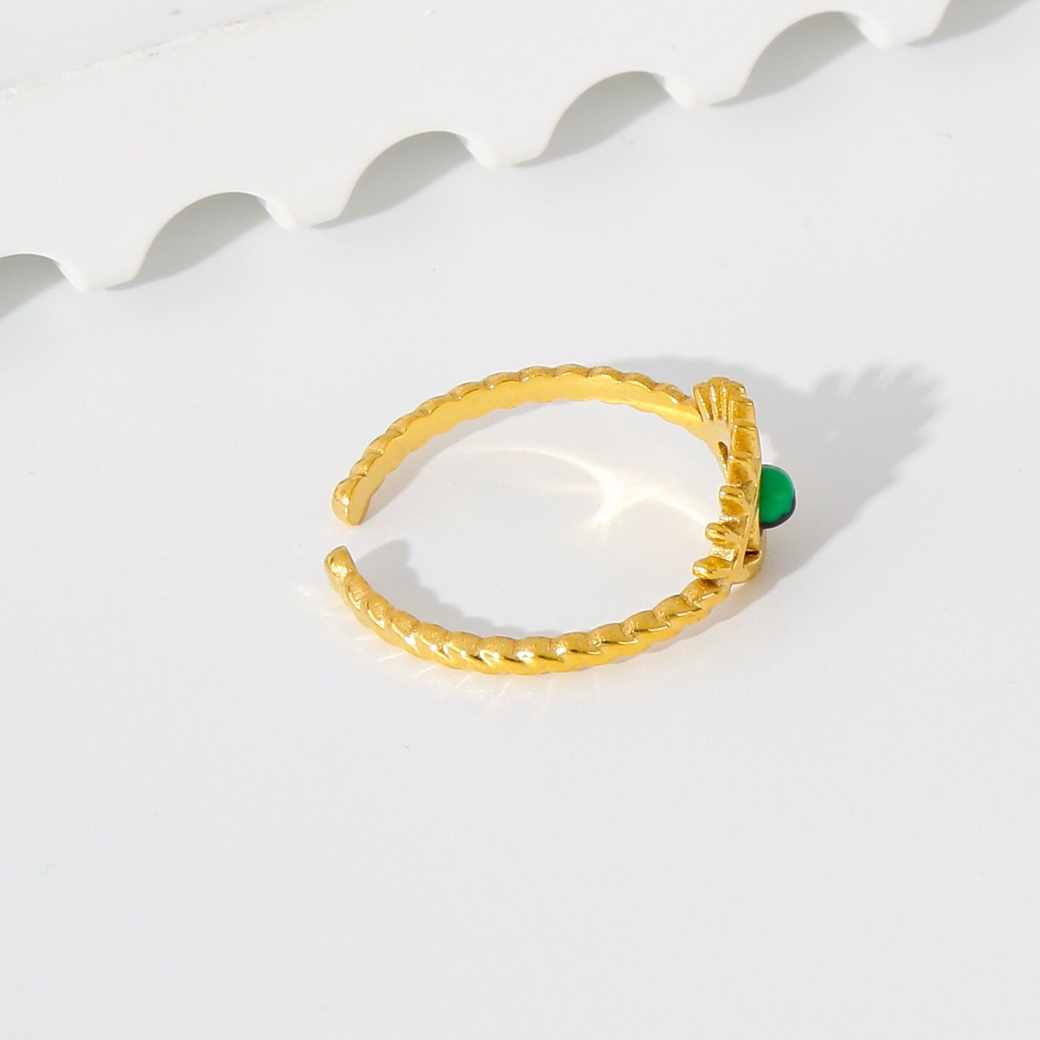 18k-gold-wisdom-eye-gemstone-inlaid-ring-shopngo-silo-image5.jpg