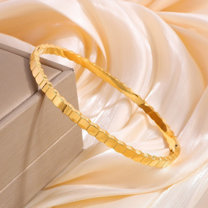 ins-irregular-honeycomb-shaped-bracelet-fashion-minimalist-titanium-steel-womens-jewelry-shopngo-silo-image1.jpg