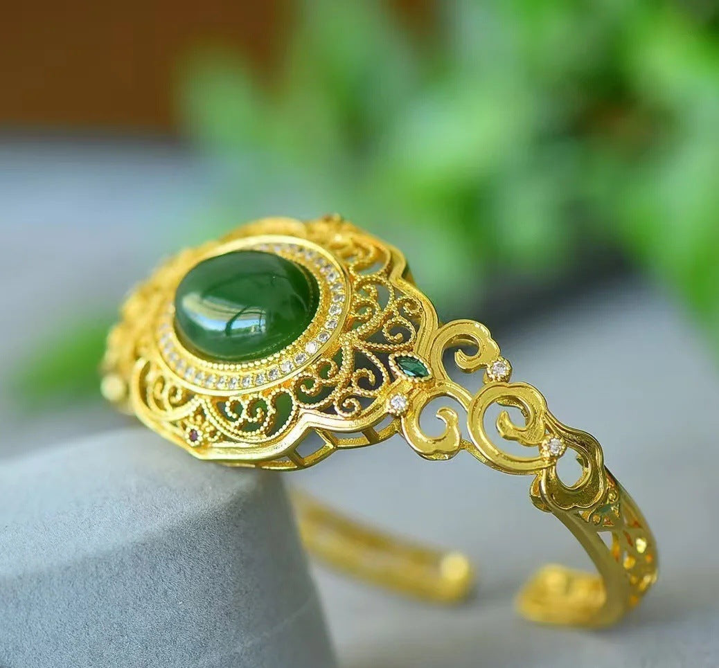 Oval Bracelet Hollow Filigree With Diamond