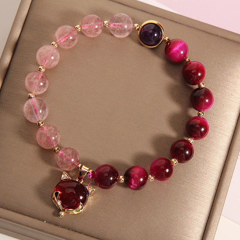 Natural Strawberry Crystal Fashionable Bracelet For Women