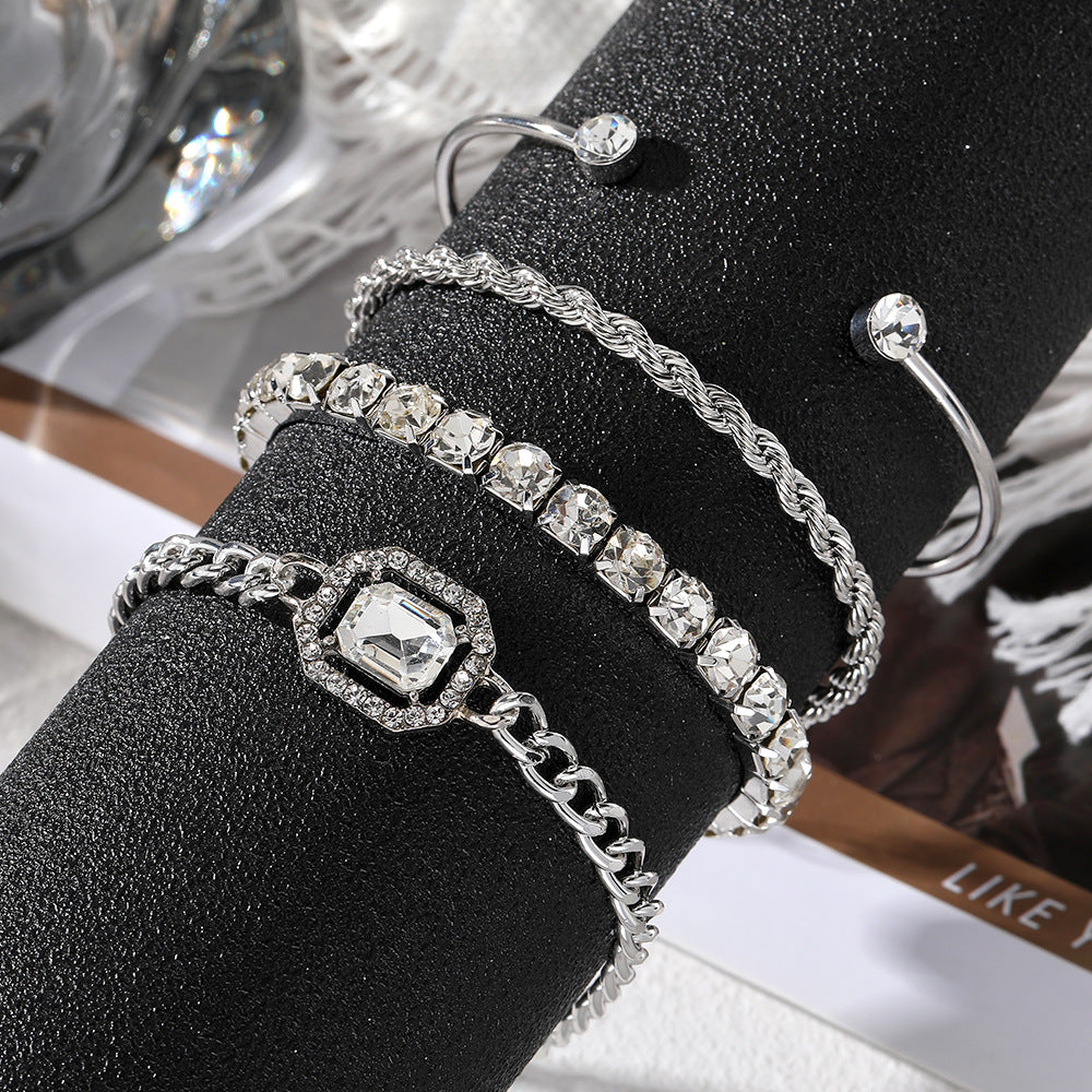 Artistic Retro Versatile Metal Chain Square Diamond 4-piece Set
