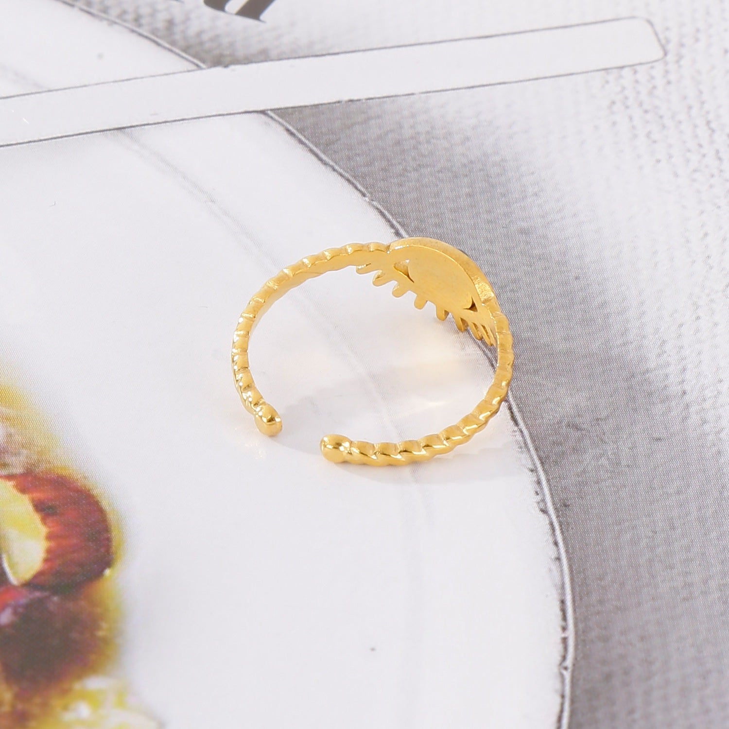 18k-gold-wisdom-eye-gemstone-inlaid-ring-shopngo-silo-image7.jpg