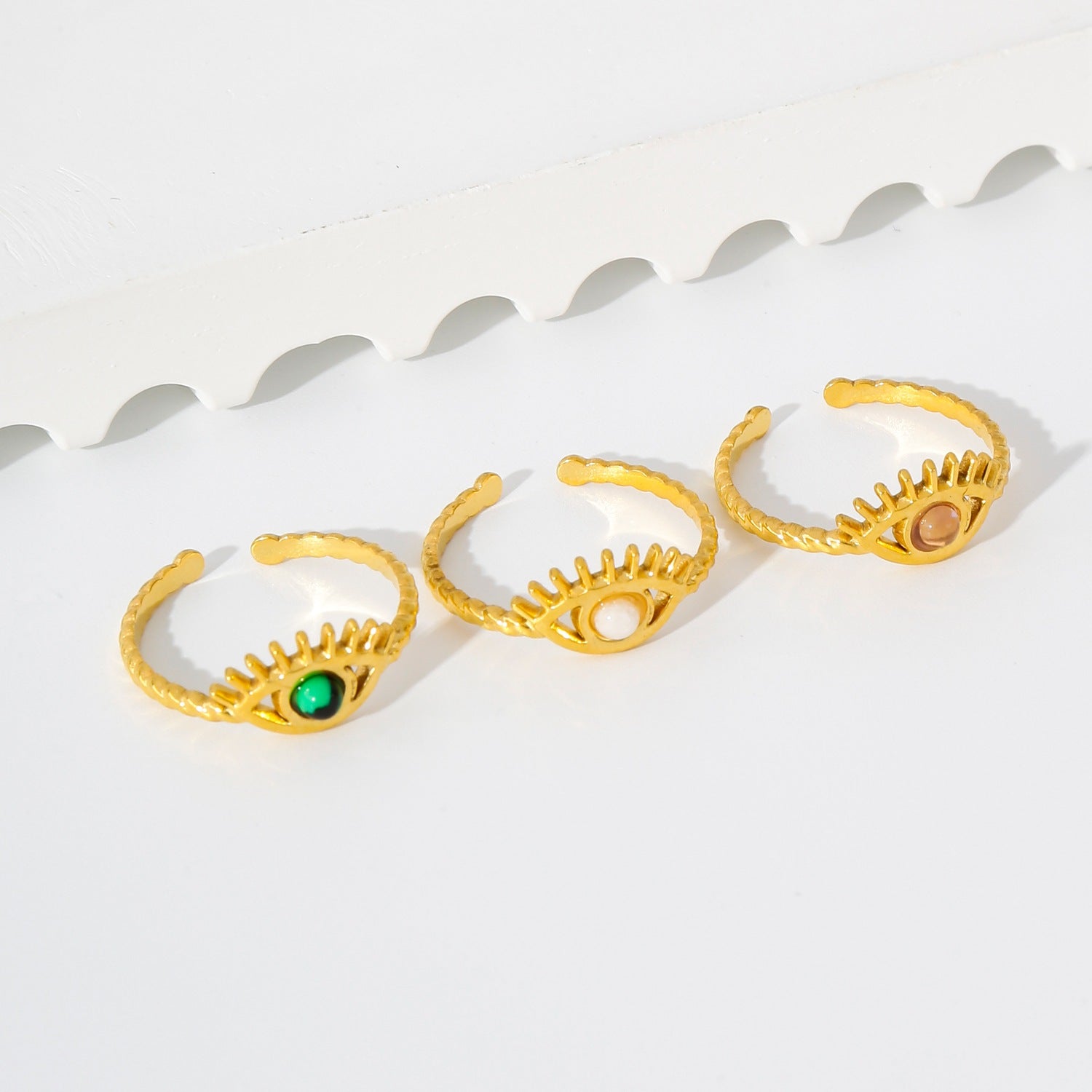 18k-gold-wisdom-eye-gemstone-inlaid-ring-shopngo-silo-image4.jpg