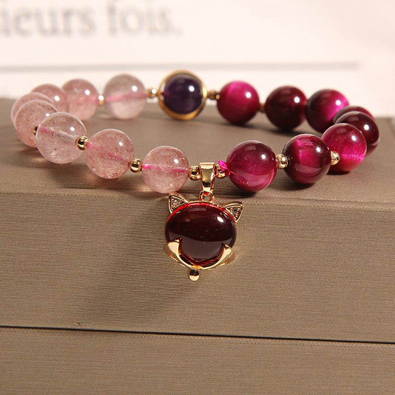 Natural Strawberry Crystal Fashionable Bracelet For Women