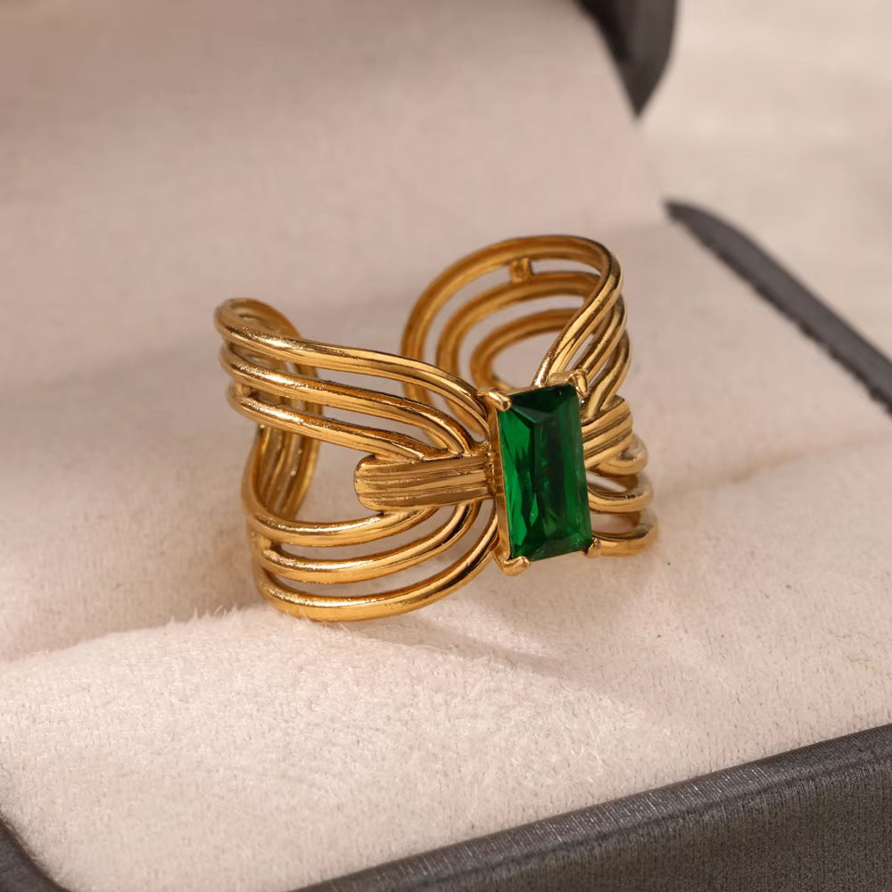 Fashion Metal Inlaid Zircon Heart Geometric Ring