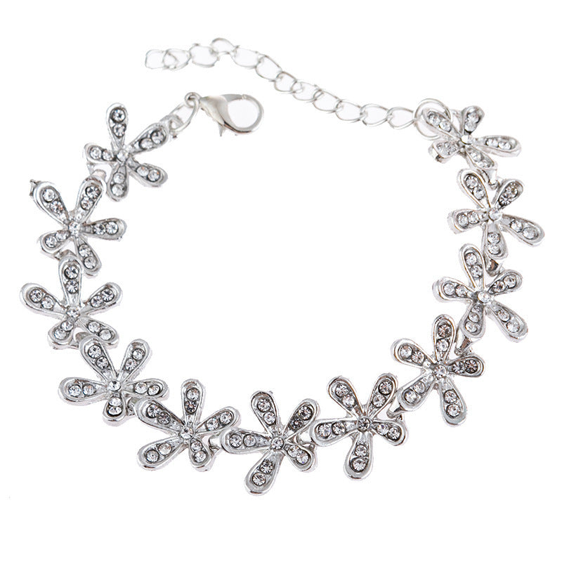 fashion-temperament-fully-jewelled-snowflake-bracelet-shopngo-silo-image6.jpg