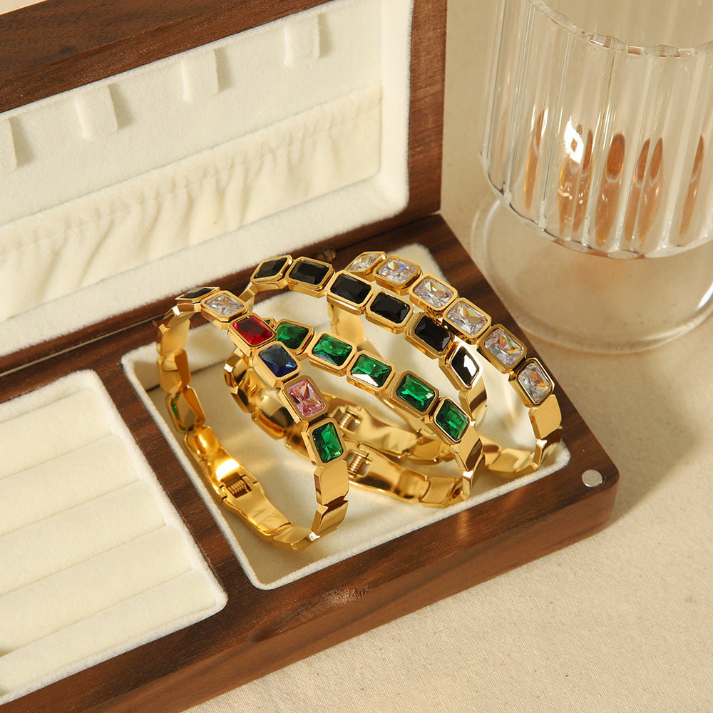 18k-gold-inlaid-zircon-personality-fashion-bracelet-shopngo-Silo-Image1.jpg