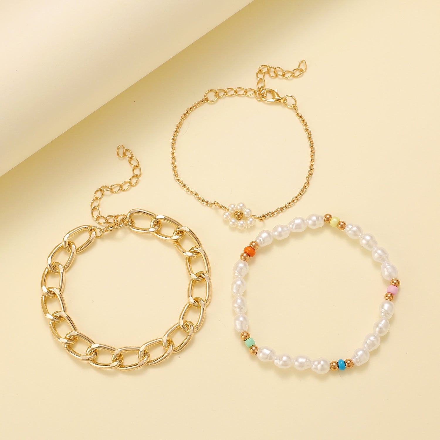 simple-cuban-thick-chain-pearl-flower-female-shopngo-silo-image2.jpg